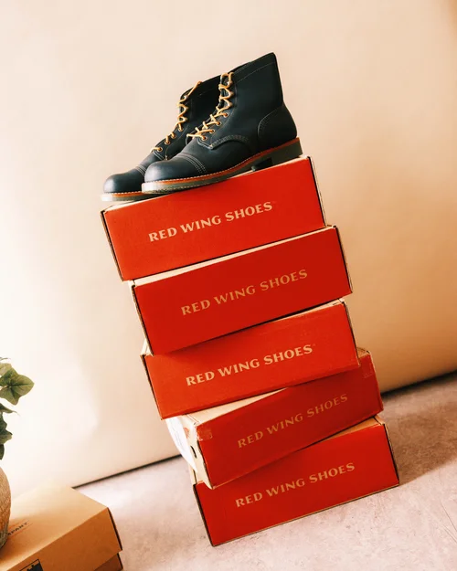 Linus Bergman模拟胶片Lightroom预设合集包含55款胶片风格效果插图2